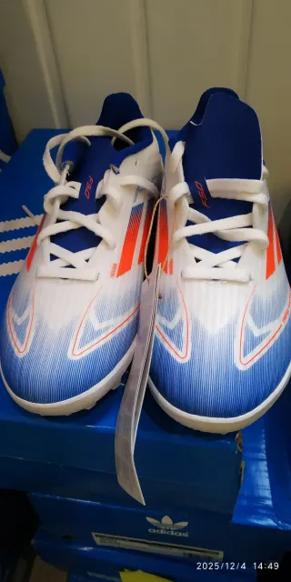 Zapatillas Adidas Fútbol Azul Blanco talla 32