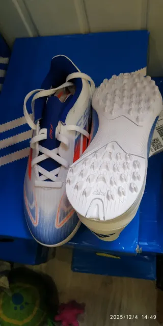 Zapatillas Adidas Fútbol Azul Blanco talla 32