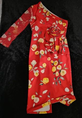 Vestido floral midi rojo y amarillo
