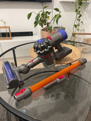 Aspirador Dyson de juguete