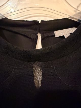 Top Maddison encaje y terciopelo negro Talla L