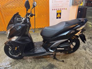 Moto Sym Jet 14 50cc Negra