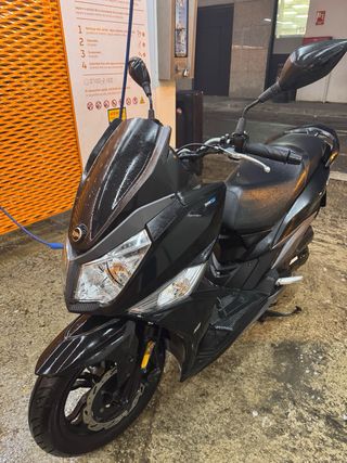 Moto Sym Jet 14 50cc Negra