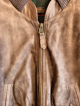 Cazadora Piel Lotusse Talla L. Marrón.