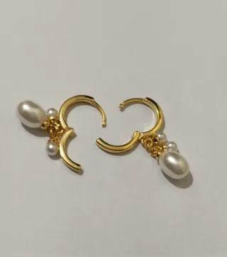 Aros Dorados Perlas Colgantes Plata baño Oro