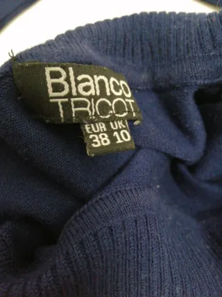 Jersey cuello alto azul marino