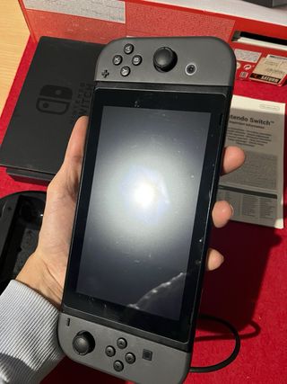 Nintendo Switch Console + Accessori