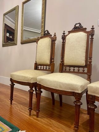 3 Sillas Clásicas Madera Tallada Tapizadas