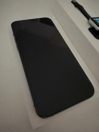 iPhone 14 Pro Max Viola e  WATCH serie 5 40mm