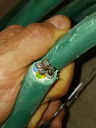 15 metros Cable trifásico 10mm