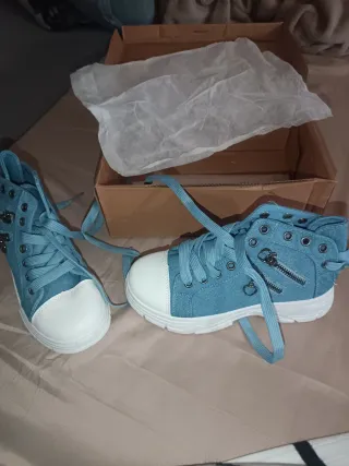 Sneakers sportive blu e bianche