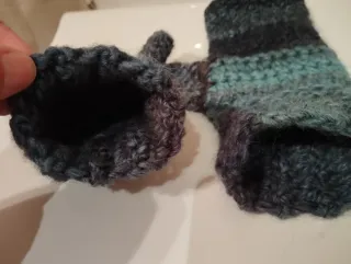 Guantes de lana tejidos a mano