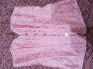 Corsé rosa talla M