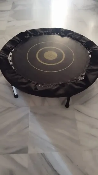 Cama elástica negra