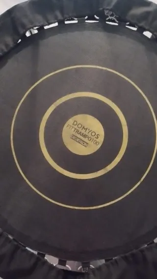 Cama elástica negra