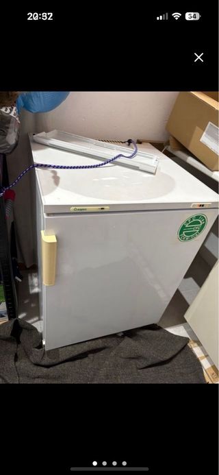 Congelador vertical Aspes blanco