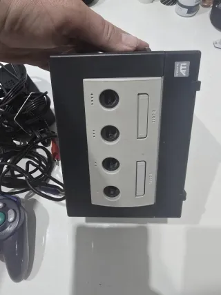 Nintendo GameCube Negro + Mando Morado