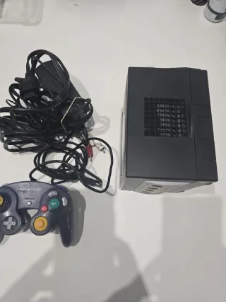 Nintendo GameCube Negro + Mando Morado