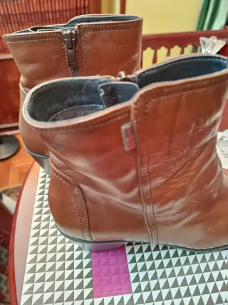 Botín piel mujer Fluchos marrón