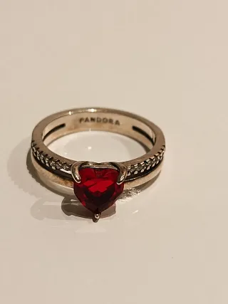 Anillo Pandora Corazón Rojo y Plata