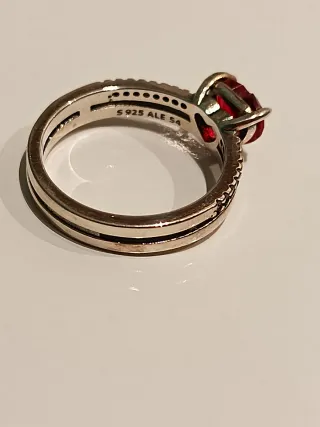 Anillo Pandora Corazón Rojo y Plata