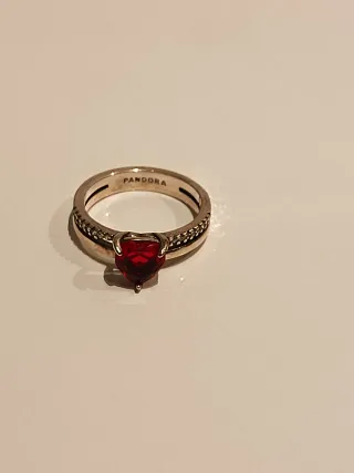 Anillo Pandora Corazón Rojo y Plata