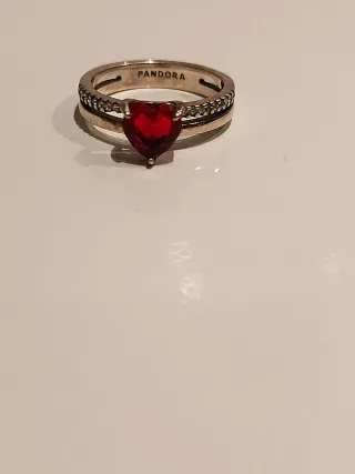 Anillo Pandora Corazón Rojo y Plata