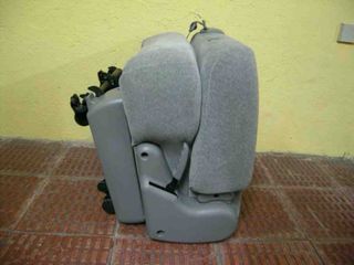 Asiento Kia Carnival 2006 (3ª fila)