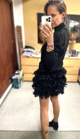 Vestido plumas + body hombros fruncidos M/L