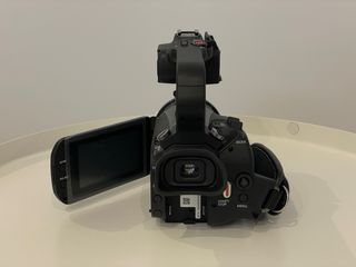 Videocámara Canon XA40, 4K UHD a estrenar