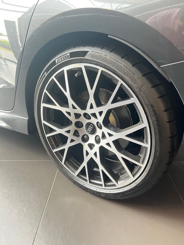 Llantas BGG Model 3 RS 19” Audi RS3 2025 5x112