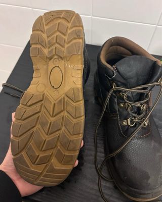 Botas de seguridad Paredes Montofri BT