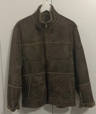 Chaqueta símil piel hombre
