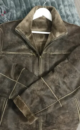 Chaqueta símil piel hombre