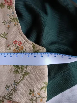 Traje fallero beige y verde