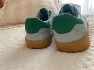 Adidas Bermuda Verde y Azul Claro