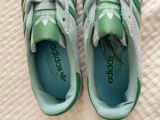 Adidas Bermuda Verde y Azul Claro
