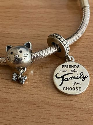 Pulsera Pandora Gato con Lazo