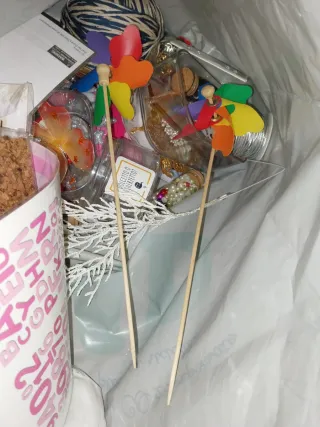 Materiale misto per creativi