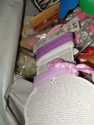 Materiale misto per creativi