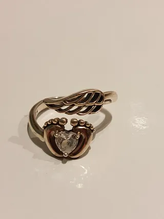 Anillo Pandora original “Angel Wings & Heart”