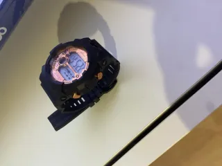 Reloj Negro Nuevo