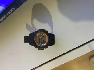 Reloj Negro Nuevo