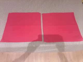 2 Cojines fucsia de tela de IKEA