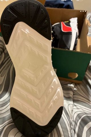 Scarpe ragazzo Puma Ferrari nere rosse