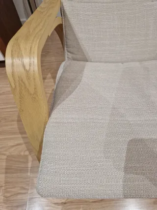 Mecedora y reposapiés beige IKEA