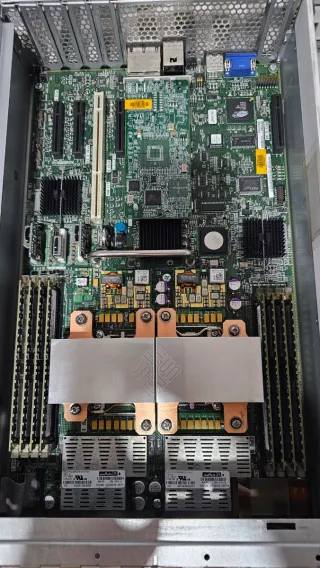 Server Professionale Sunfire X4200 M2