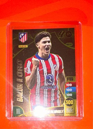 Carta Panini Balón de Oro Julián Álvarez
