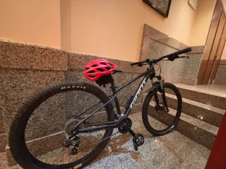 Bicicleta Giant Talon 2 de Montaña