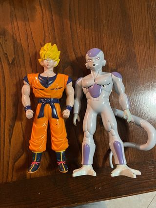 Action Figure Dragon Ball Z Goku e Freezer anni 2k